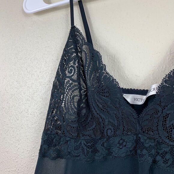 Vintage 90’s/Y2K Victoria’s Secret Black Lace and Sheer Babydoll Whimsigoth Slip - Picture 2 of 8